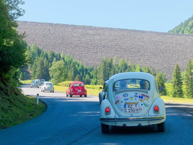 Blick auf die Staumauer des Gepatschstausees