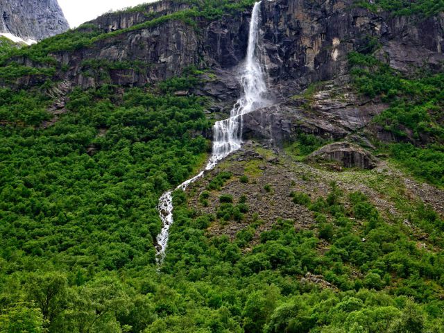 Brikdalsbreen