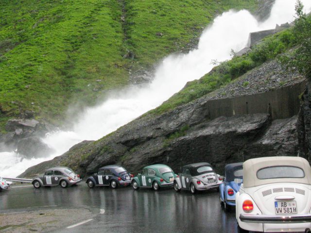 Sendeelvi waterfall