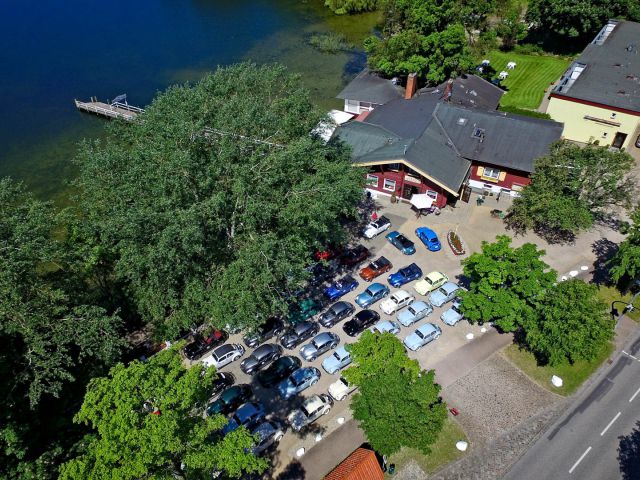 The Uklei Ferry House on Lake Keller