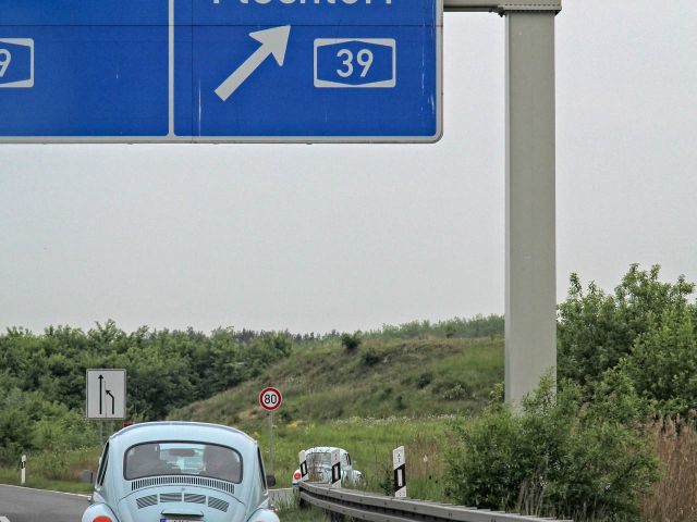 Exit to the Autostadt