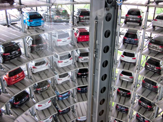 View from the lift in the Car Tower (Autostadt)