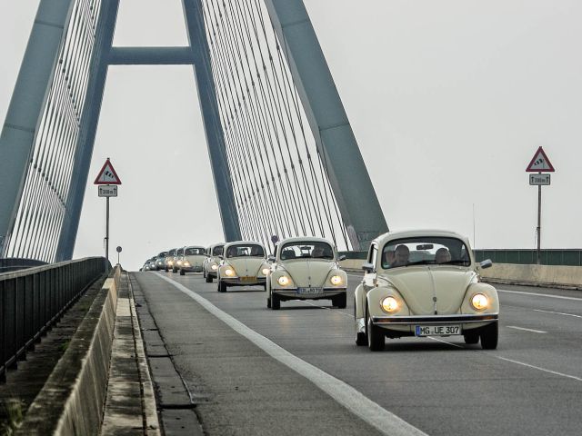 Across the Fehrmarnsund Bridge